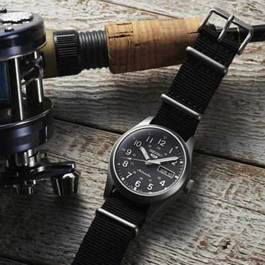 Relojes SEIKO | Seiko 5 Sports Field Military Negro/Nylon